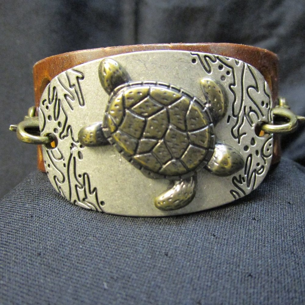 Wide Leather Cuff Bracelet Unisex Turtle Tortoise Open Tooled BOHO 1970s Brass